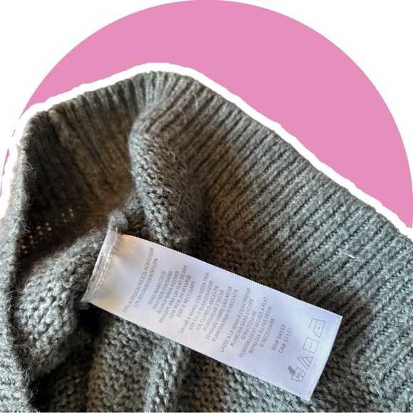 Calvin Klein Jeans // Gray Knit Top - Picture 6 of 7